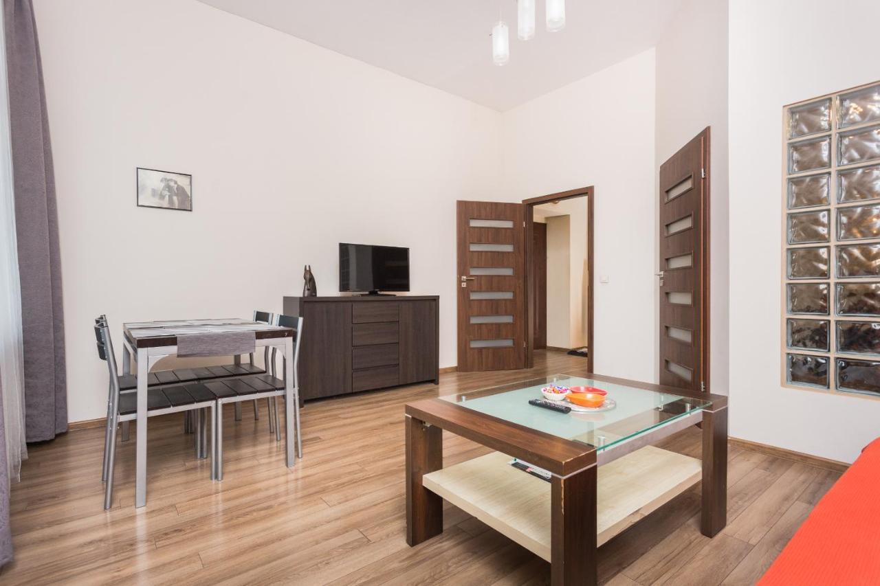Luxor Apartment Krakow Luaran gambar